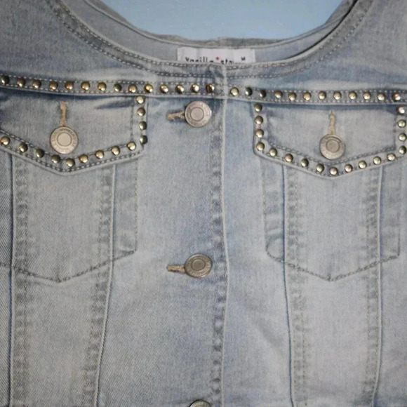 Vanilla Star NWOT Button Front Cropped Jean Tank Top Size Medium - Picture 6 of 16